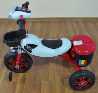 Трёхколёсный велосипед для детей «Kangqi Tricycle» модель TR-379 вид сбоку цвет бело-красный: продажа оптом и в розницу